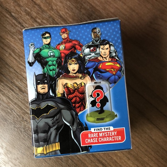 NIP DC Justice League DOMEZ Series 1 - Picture 4 of 5